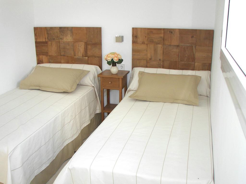 Villa Terra Cala'N Blanes  Zimmer foto